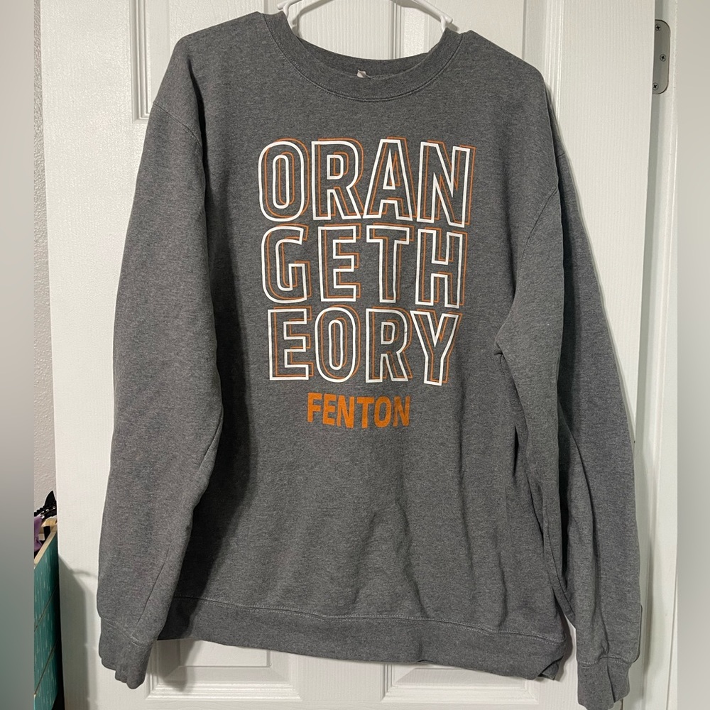 XL Orangetheory Fitness Gray City Crew Neck Long Sleeve